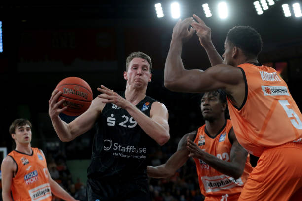 仅体现了多 仅体现了多