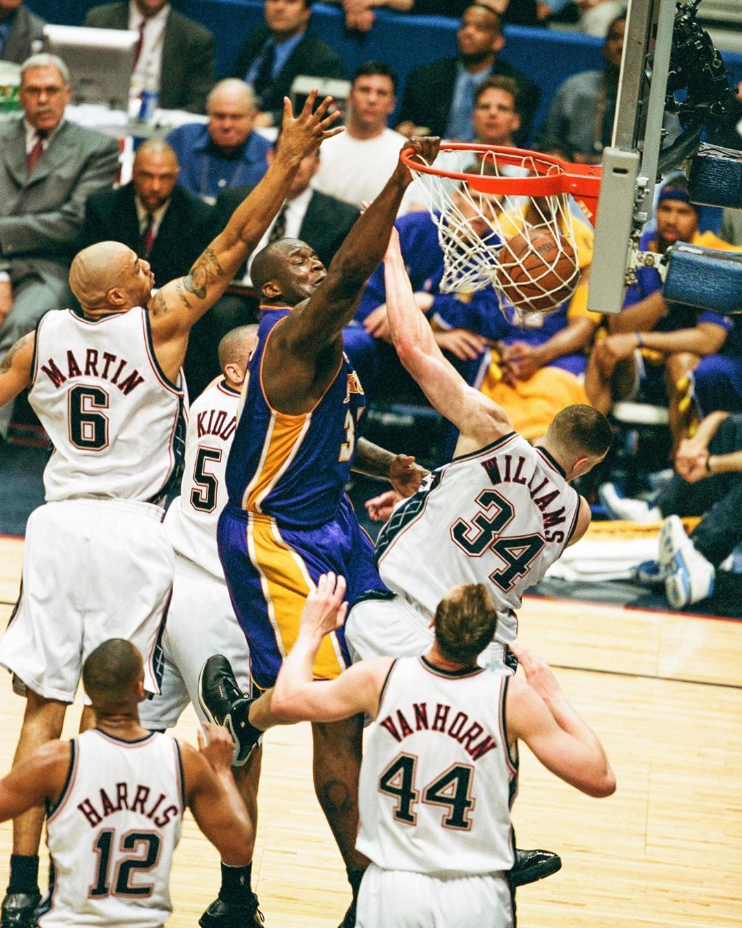 流与竞争平 流与竞争平