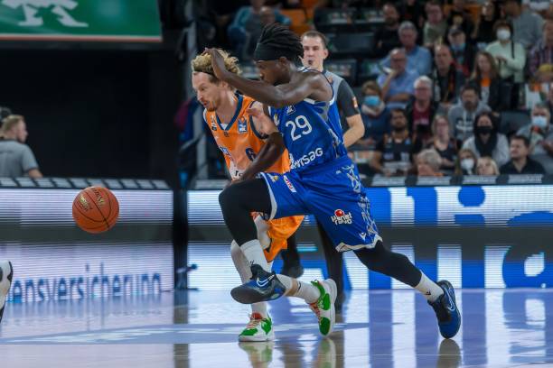 于老练与体 于老练与体